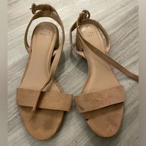 A New Day tan faux suede sandals